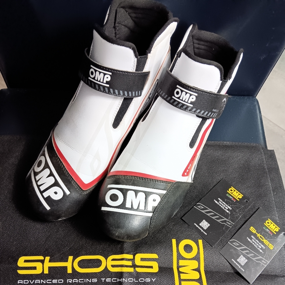 OMP Racing Shoes in Black and White